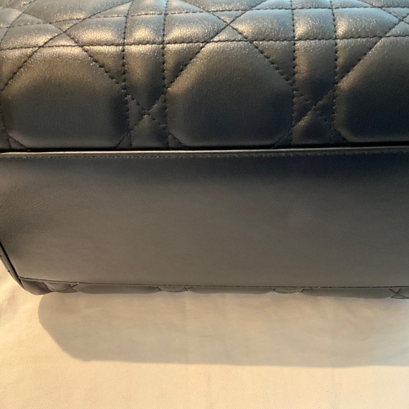 CHRISTIAN DIOR “GROOVE” handbag - Picture 3 of 7